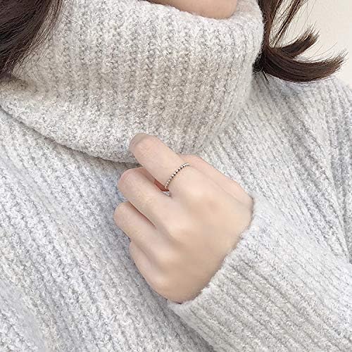 Silver fashion ring for women with cubic zirconia – lightweight, chic, and trendy