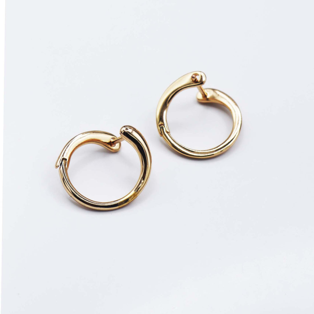 Twisted Gold Hoop Earrings