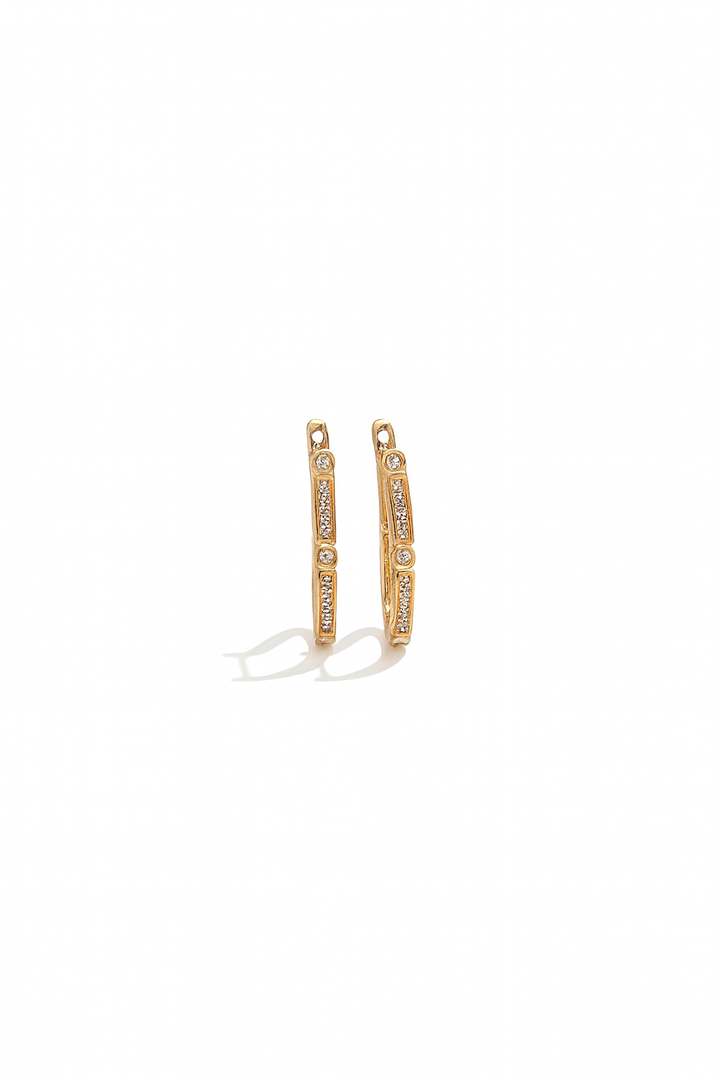 Diamond U-Curves Hoops