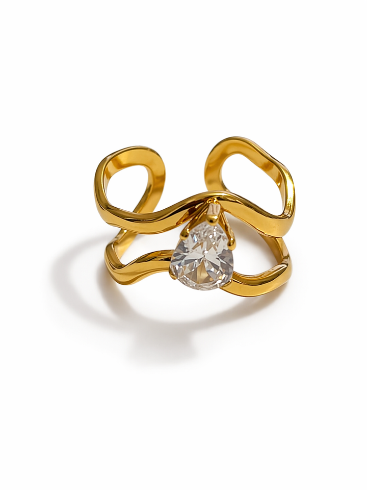 Nerina Crystal Curve Minimal Ring