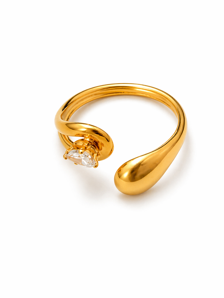 Diora Teardrop Crystal Minimal Ring
