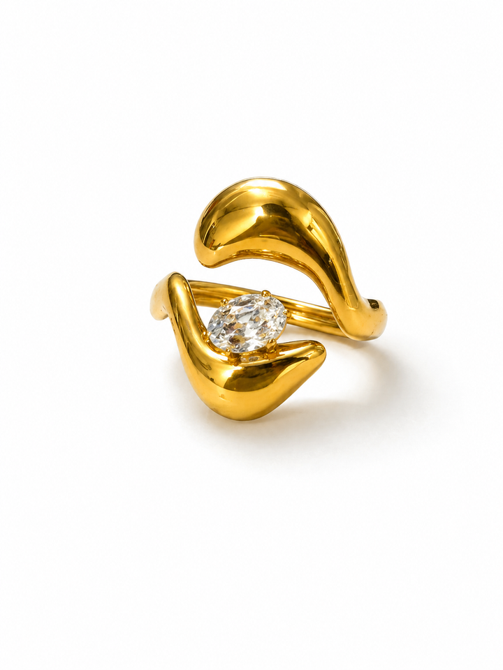 Sleek Curve Solitaire Ring