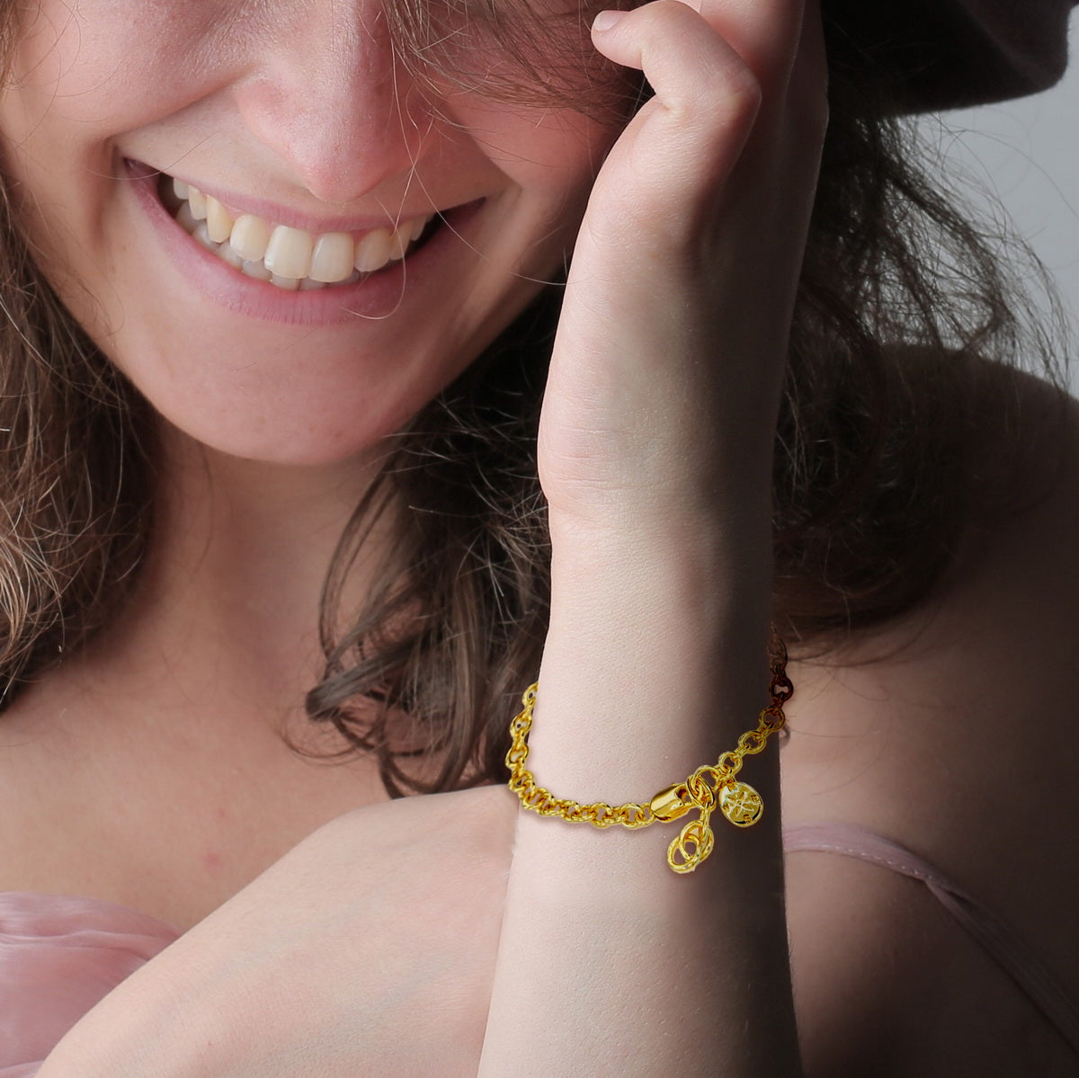 Destiny's Compass Bracelet - 18K Gold Plated - ISHI New York