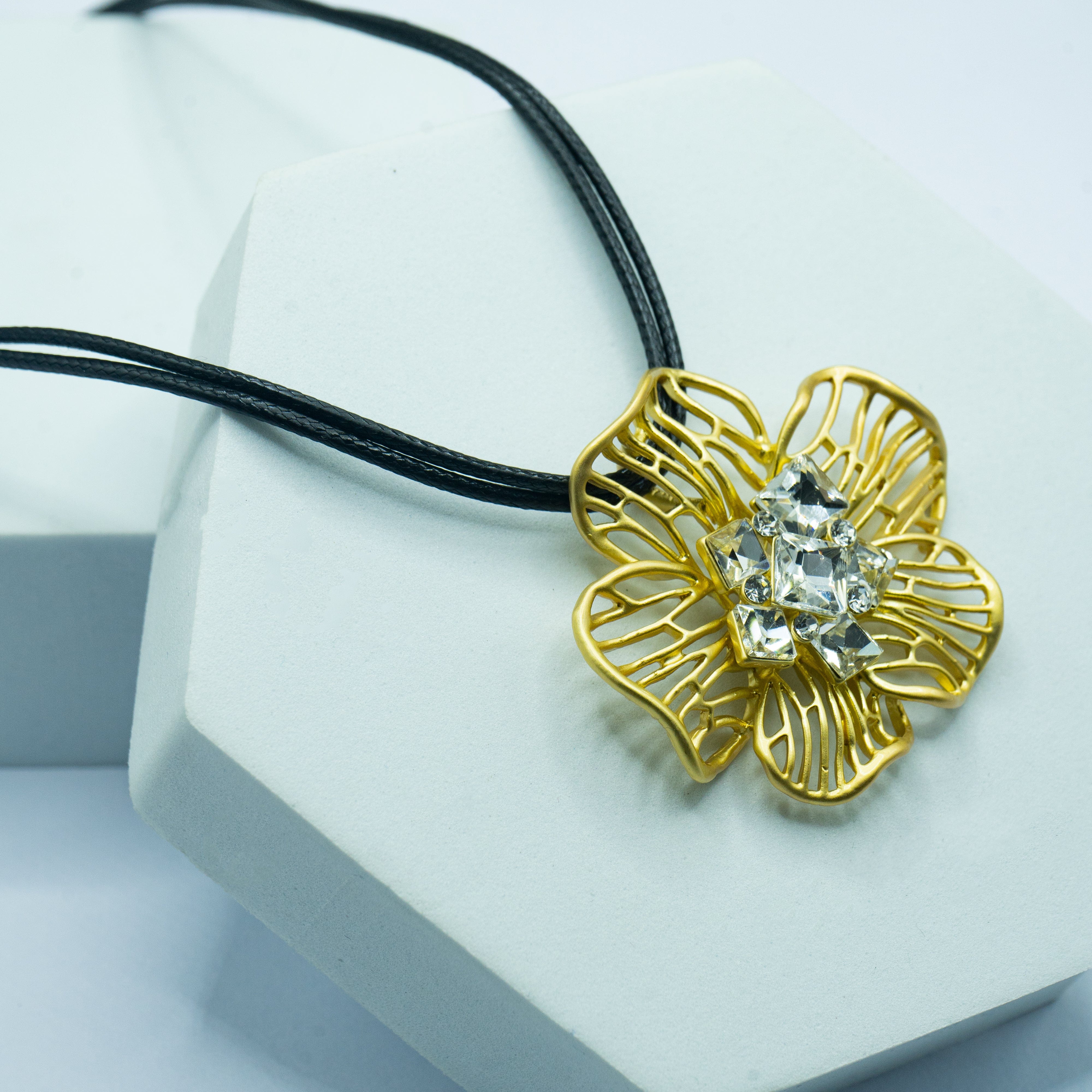 Gilded Petals Necklace - ISHI New York