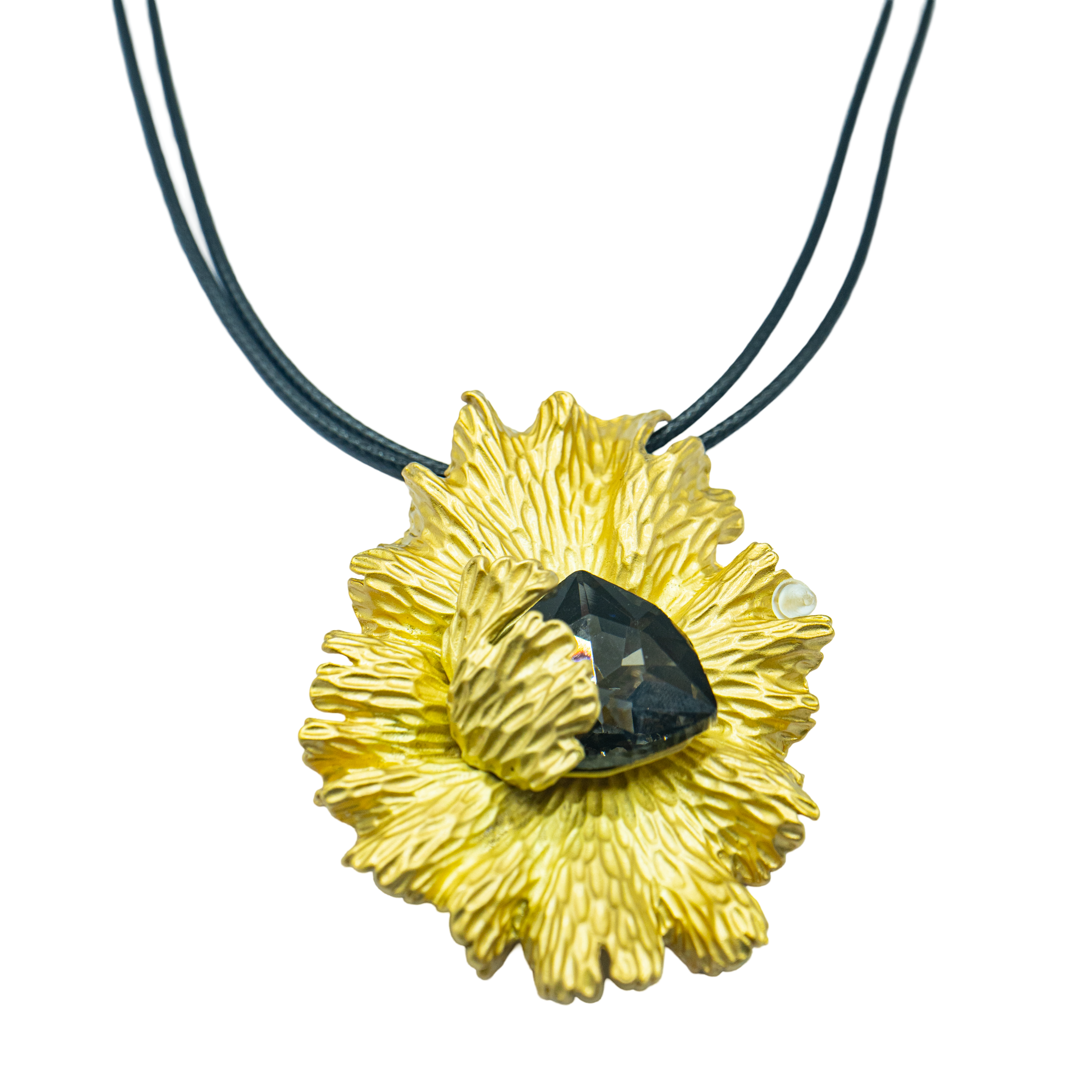 Classy Flower Necklace - ISHI New York