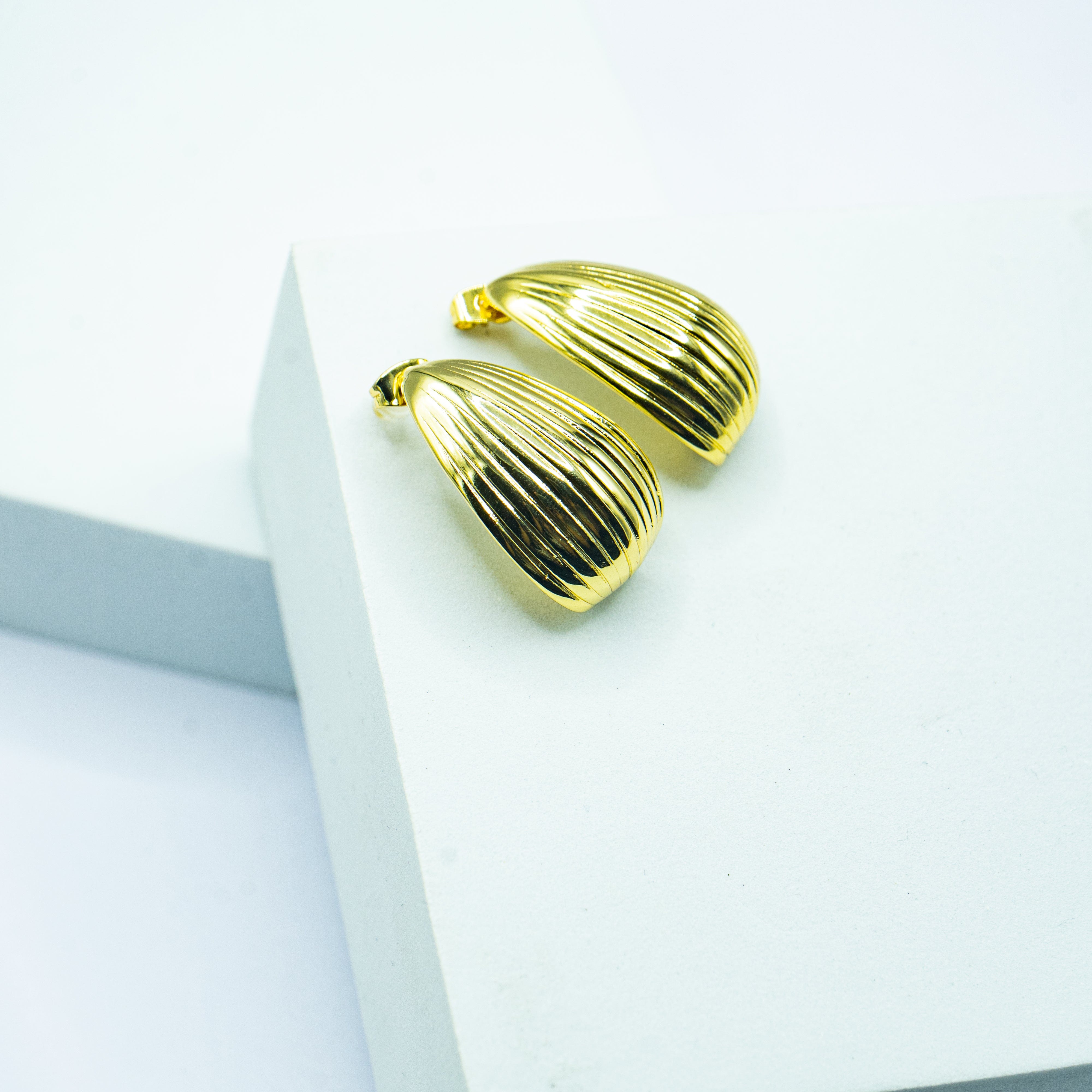 Seashell Earrings - ISHI New York