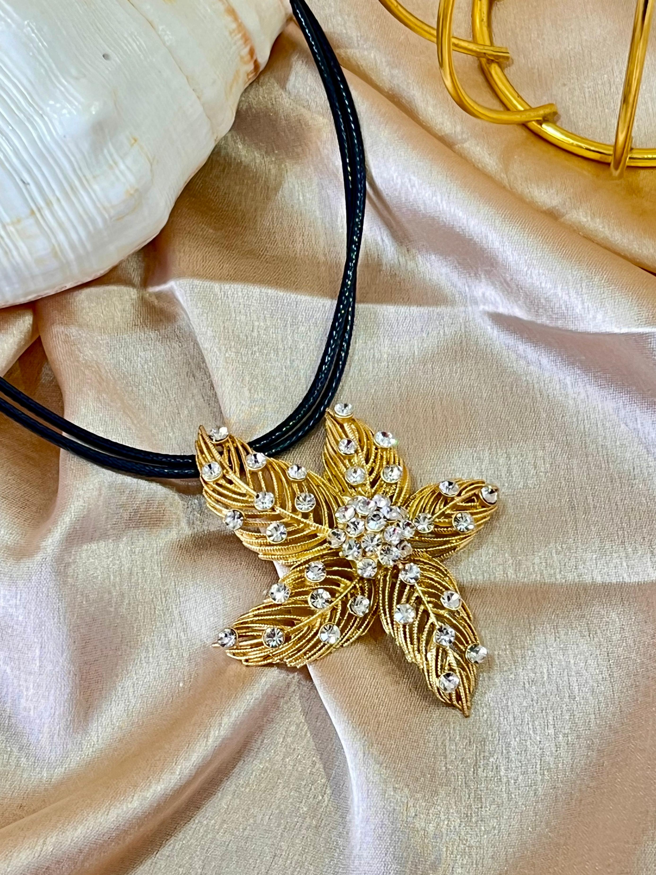 Leaf Star Necklace - ISHI New York