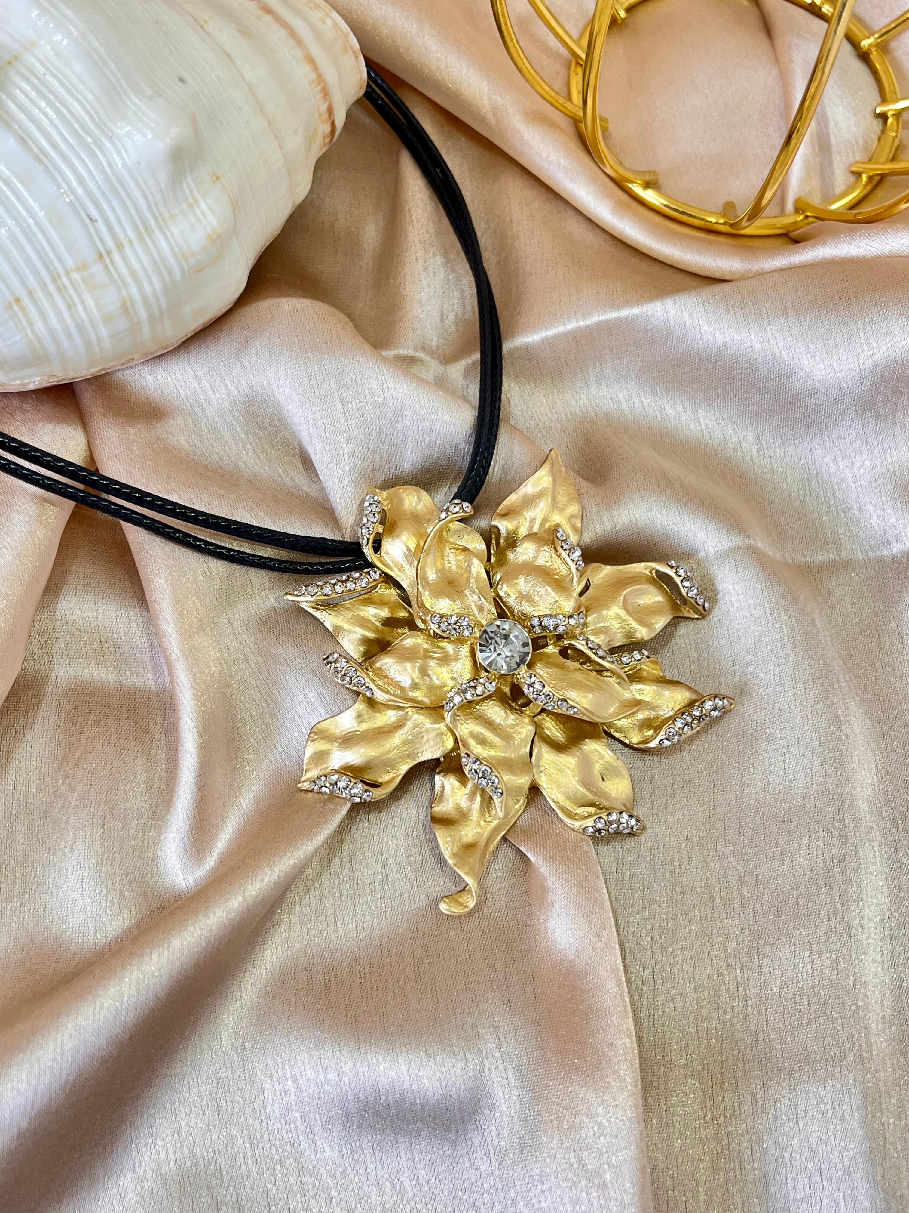 Blooming Gold Necklace - ISHI New York