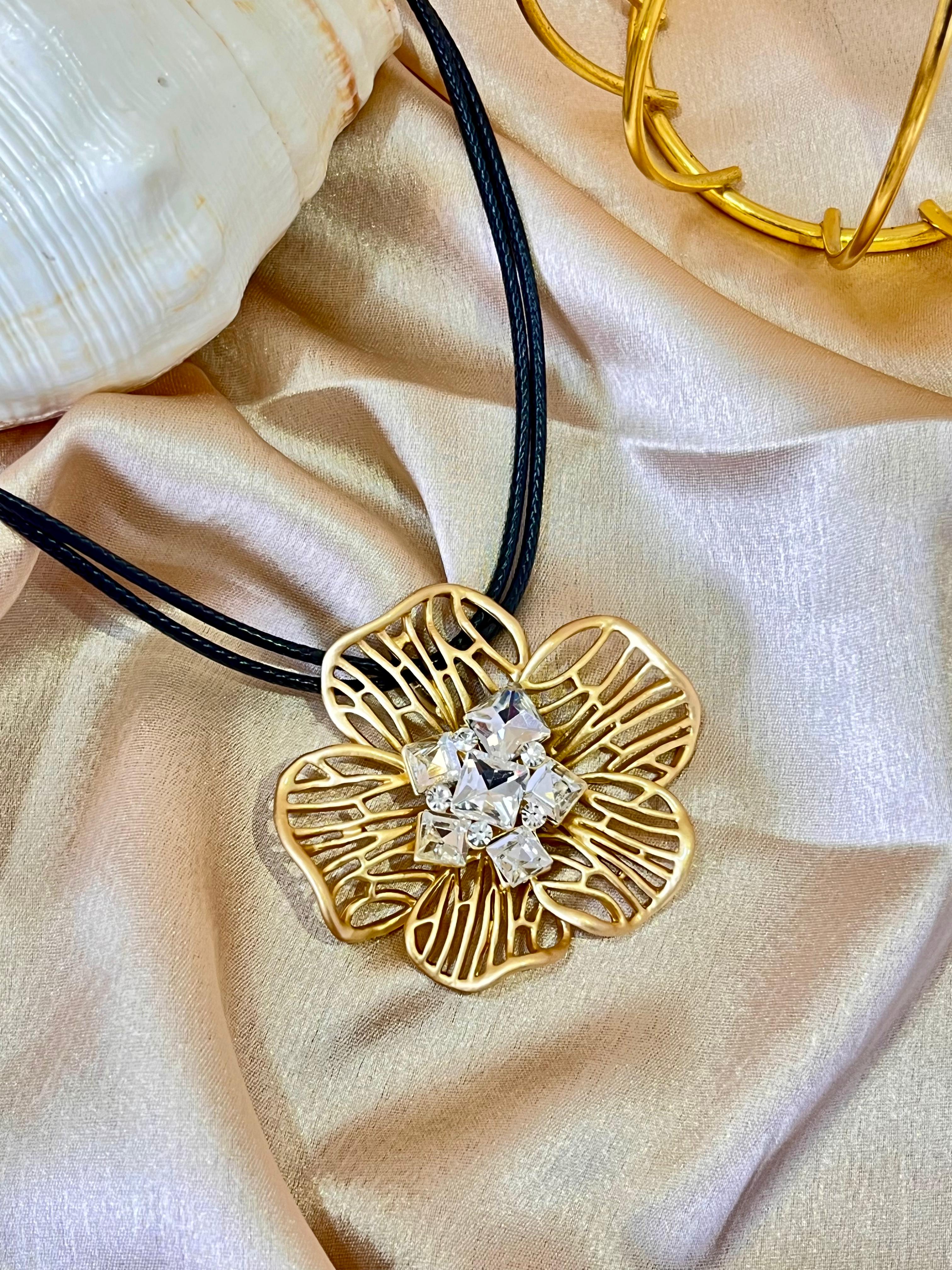 Gilded Petals Necklace - ISHI New York