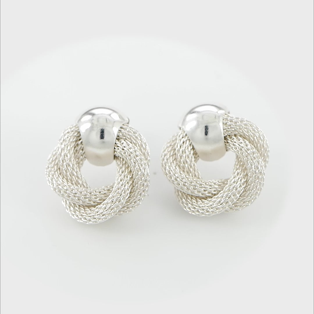 Stylish round wired flower earrings in sterling silver, hypoallergenic and tarnish-free