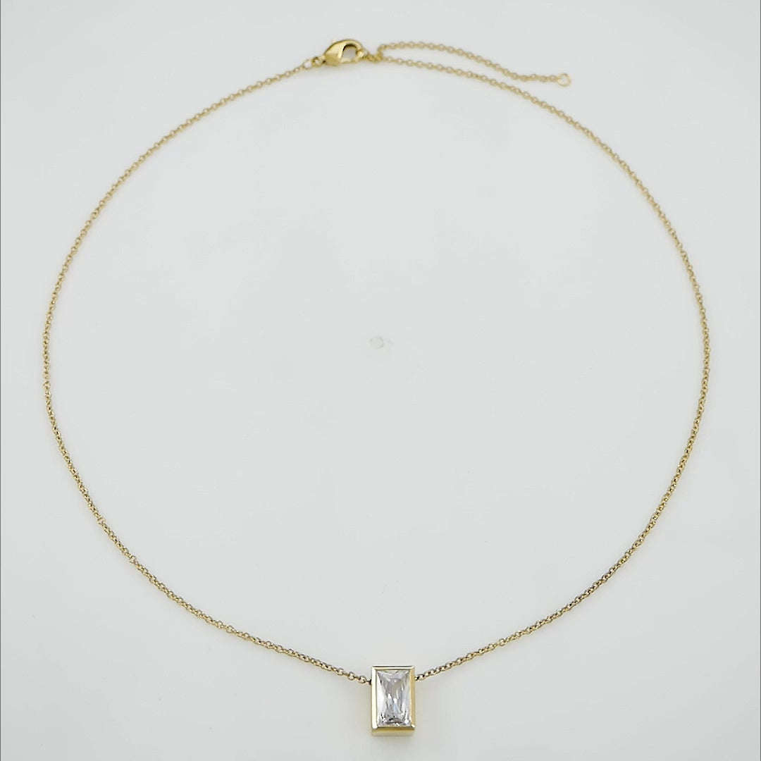 Shop the Radiant Gold Vermeil Necklace – 18K gold-plated elegance, perfect for any occasion. Elevate your style with timeless beauty